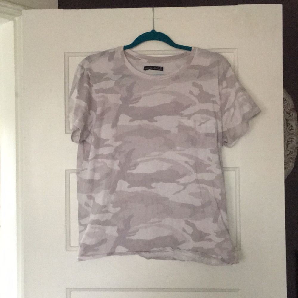 Medium grey camp print shirt with pocket size M